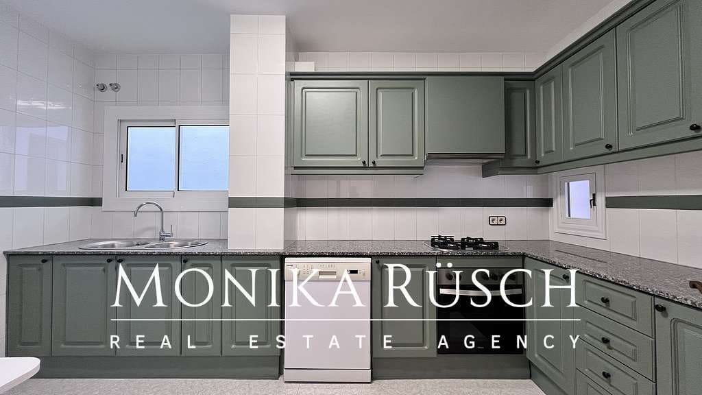 4 bedroom Flat for rent in Barcelona city with garage - € 2,305 (Ref: 9269153)