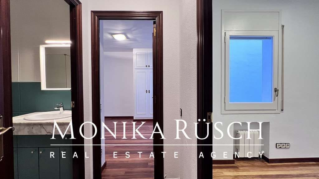 4 bedroom Flat for rent in Barcelona city with garage - € 2,305 (Ref: 9269153)