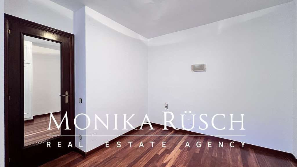 4 bedroom Flat for rent in Barcelona city with garage - € 2,305 (Ref: 9269153)