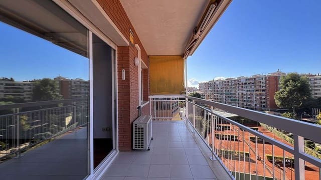 4 bedroom Flat for rent in Barcelona city with garage - € 2,305 (Ref: 9269153)