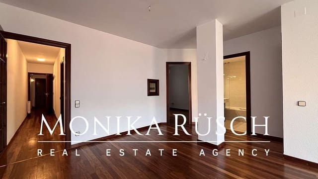 4 bedroom Flat for rent in Barcelona city with garage - € 2,305 (Ref: 9269153)