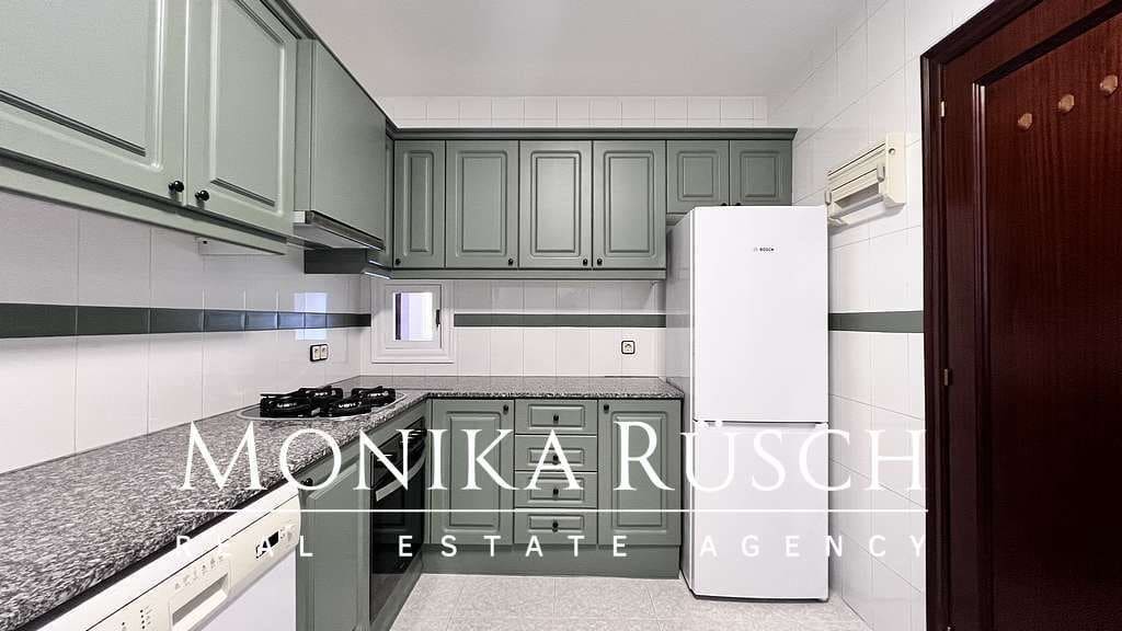 4 bedroom Flat for rent in Barcelona city with garage - € 2,305 (Ref: 9269153)