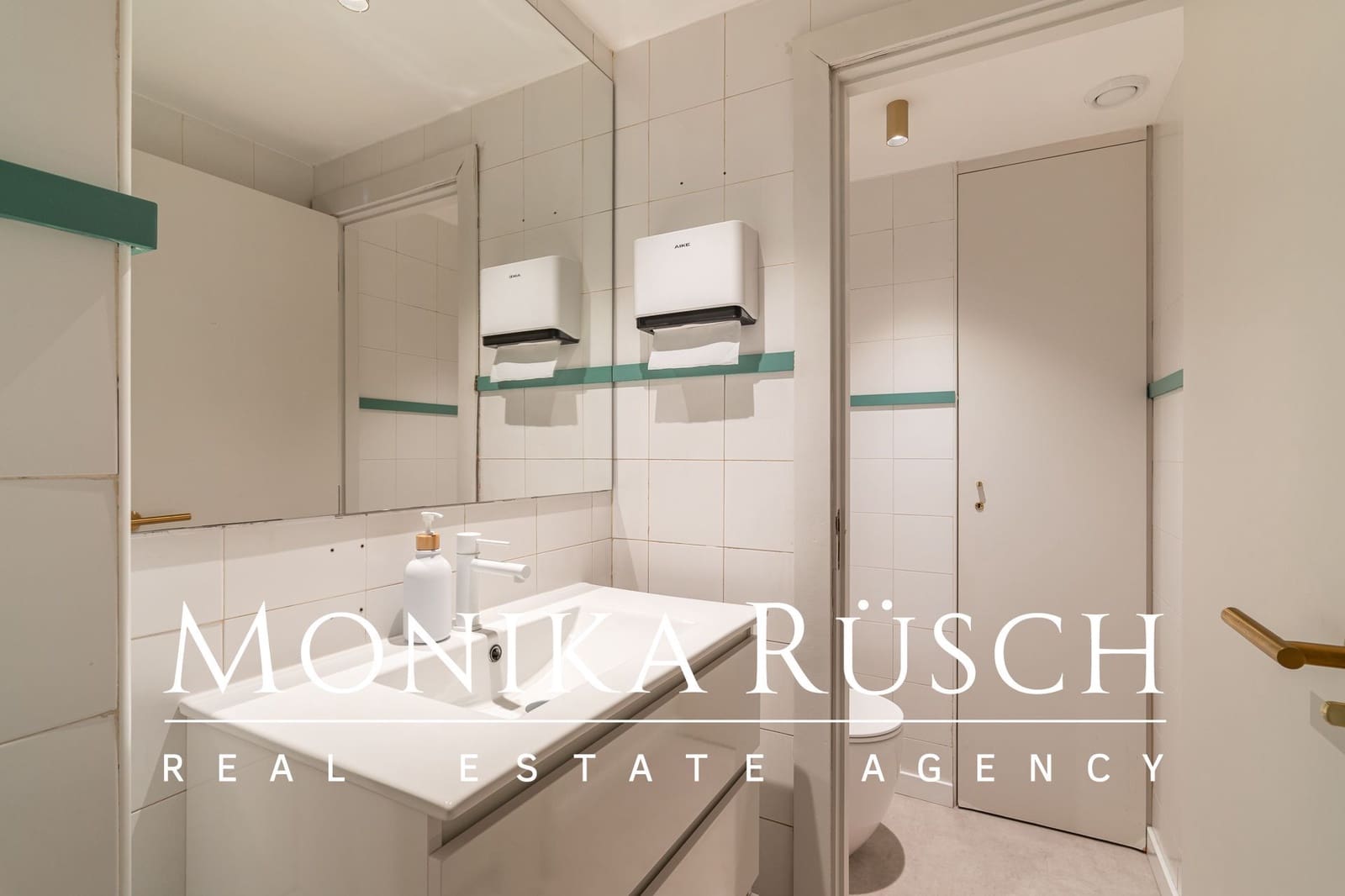 Commerciale in vendita in Barcelona citta - 1.800.000 € (Rif: 9275818)