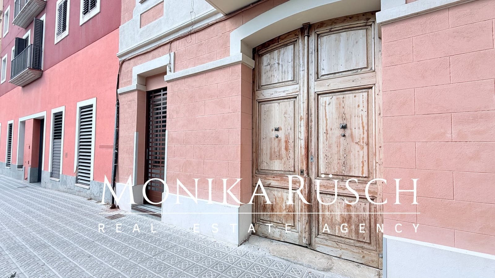 Kommersiell til leie i Barcelona by - € 10 000 (Ref: 9280886)