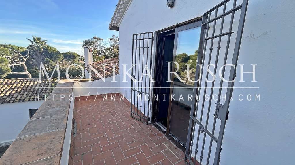 4 makuuhuone Paritalo vuokrattavana paikassa El Prat de Llobregat mukana 
autotalli - 2 554 € (Ref: 9300485)