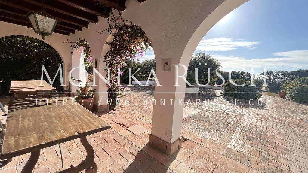 4 makuuhuone Paritalo vuokrattavana paikassa El Prat de Llobregat mukana 
autotalli - 2 554 € (Ref: 9300485)