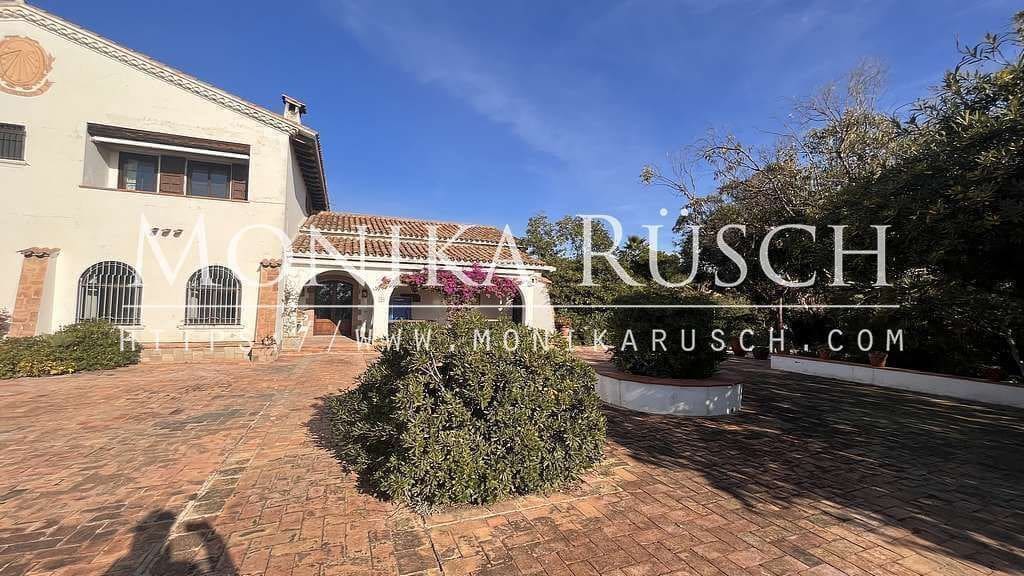 4 makuuhuone Paritalo vuokrattavana paikassa El Prat de Llobregat mukana 
autotalli - 2 554 € (Ref: 9300485)