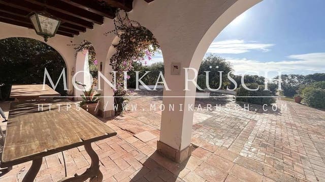 4 bedroom Semi-detached Villa for rent in El Prat de Llobregat with garage - € 2,554 (Ref: 9300485)