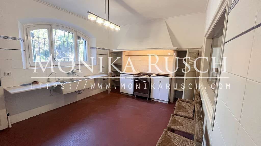 4 makuuhuone Paritalo vuokrattavana paikassa El Prat de Llobregat mukana 
autotalli - 2 554 € (Ref: 9300485)