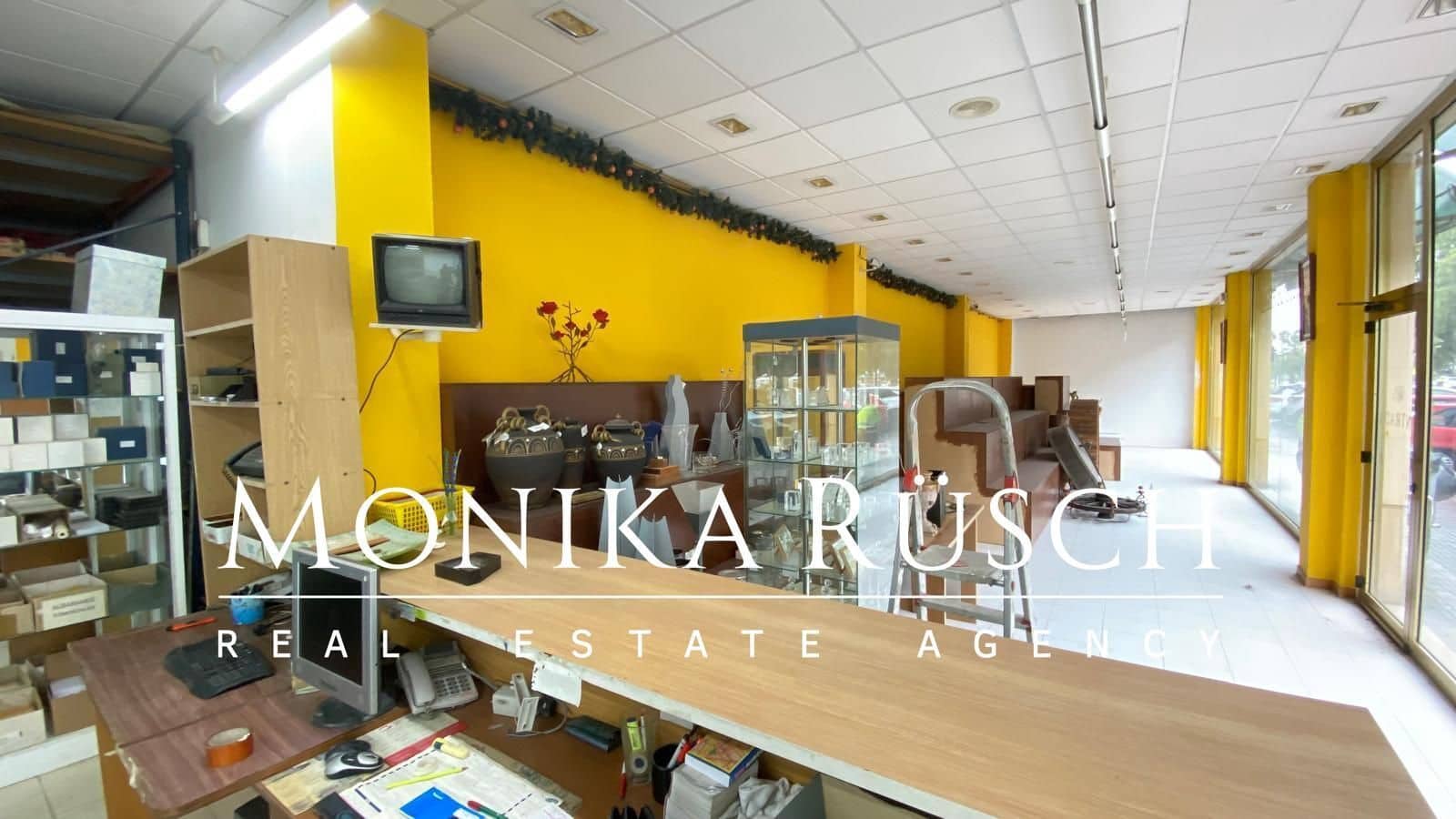 Commercieel te koop in Viladecans - € 460.000 (Ref: 9321463)