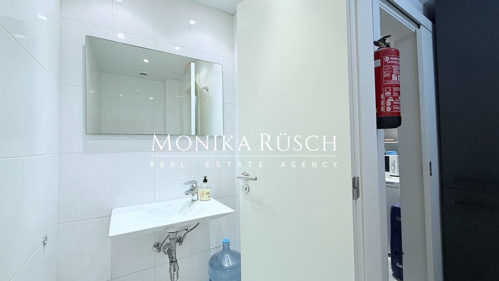 3 soveværelse Kontor til leje i Barcelona by - € 1.900 (Ref: 9325927)