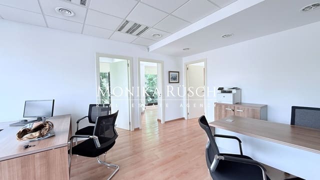 3 bedroom Office for rent in Diagonal Mar i El Front Marítim del Poblenou, Barcelona city - € 1,900 (Ref: 9325927)