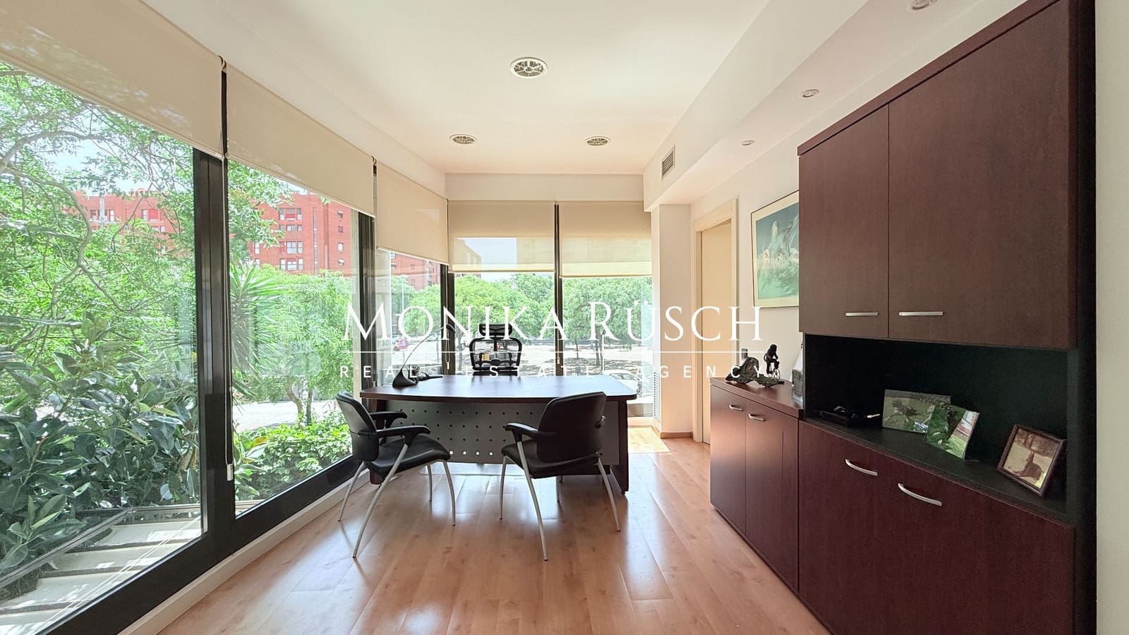 3 soveværelse Kontor til leje i Barcelona by - € 1.900 (Ref: 9325927)