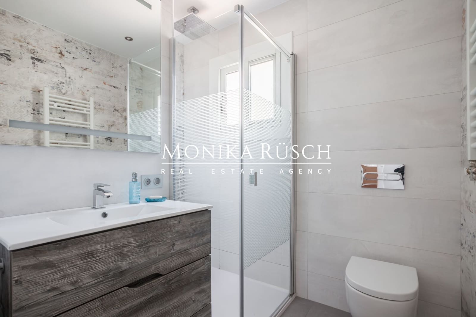 Apartamento de 2 habitaciones en Castelldefels en venta - 390.000 € (Ref: 9346767)