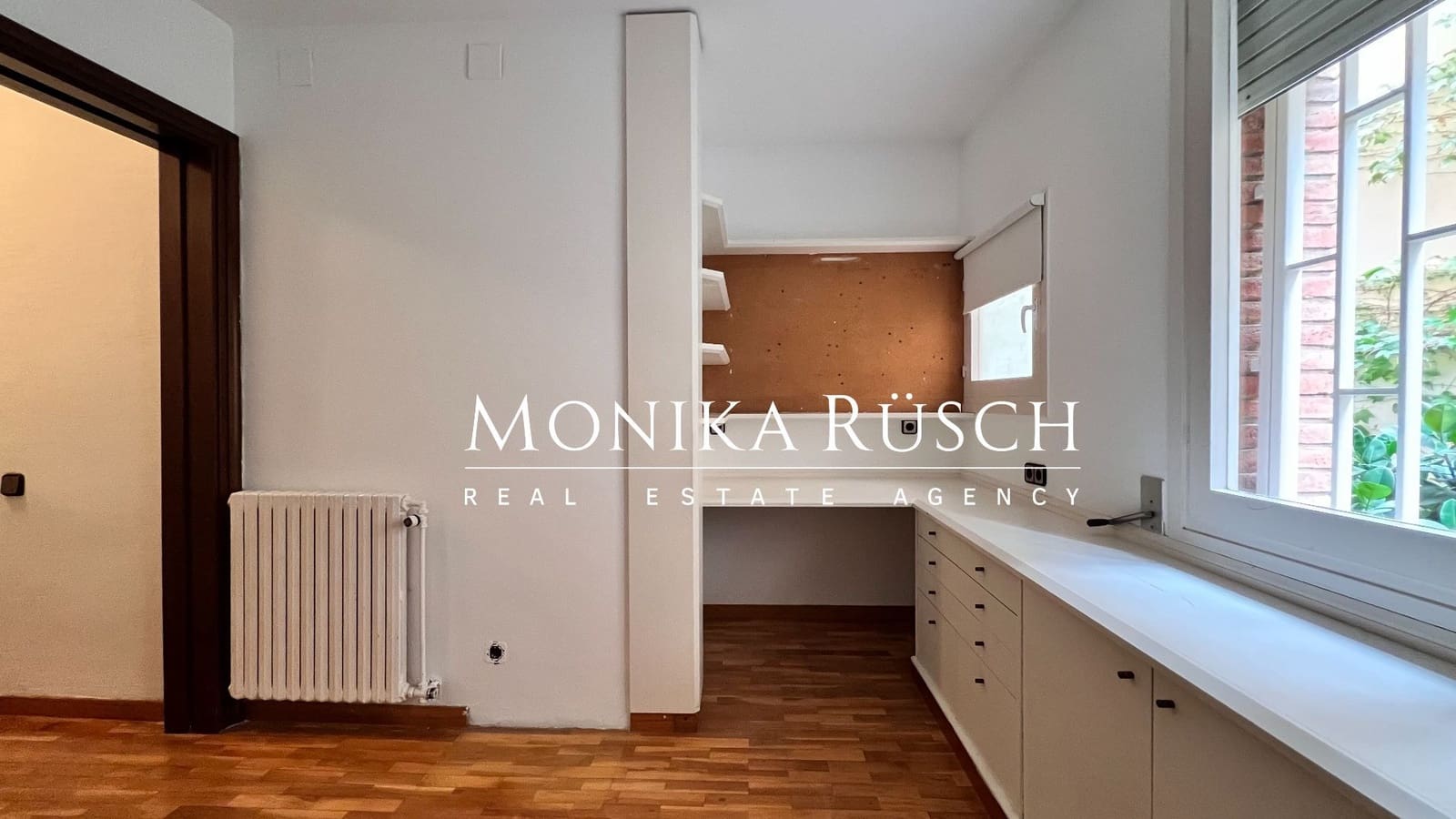 4 bedroom Flat for sale in Barcelona city with garage - € 1,599,000 (Ref: 9355489)