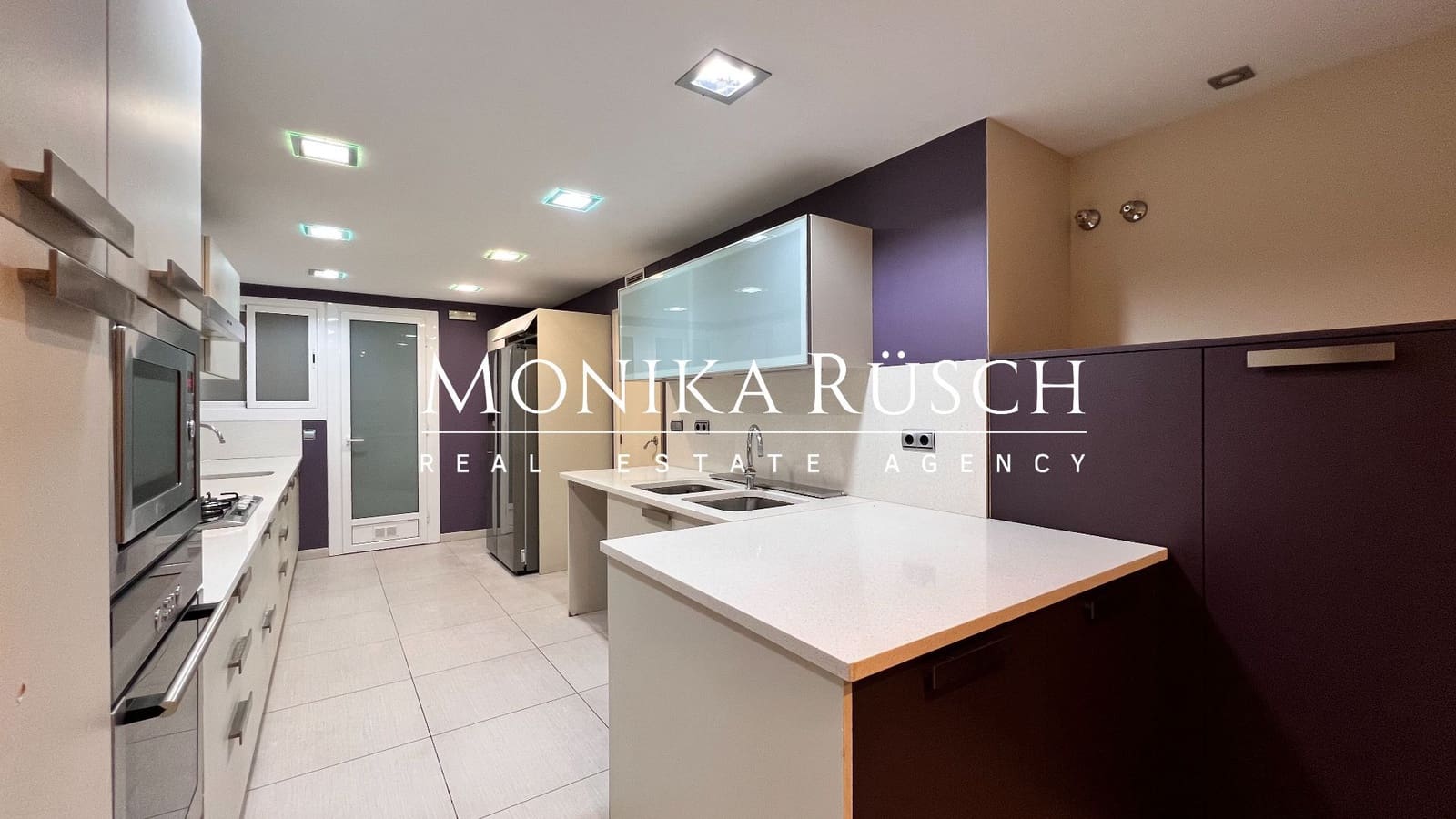 4 bedroom Flat for sale in Barcelona city with garage - € 1,599,000 (Ref: 9355489)