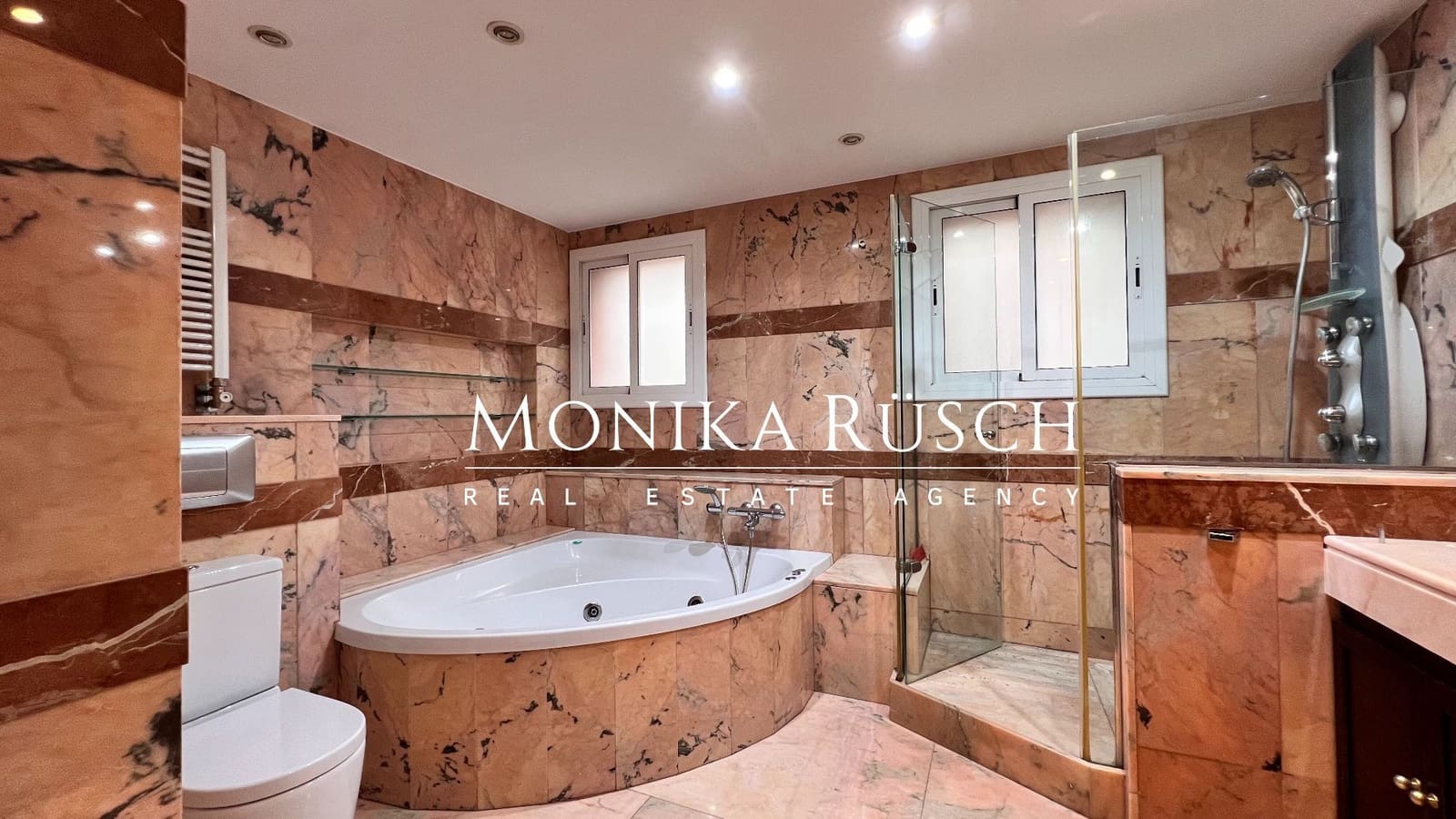 4 bedroom Flat for sale in Barcelona city with garage - € 1,599,000 (Ref: 9355489)