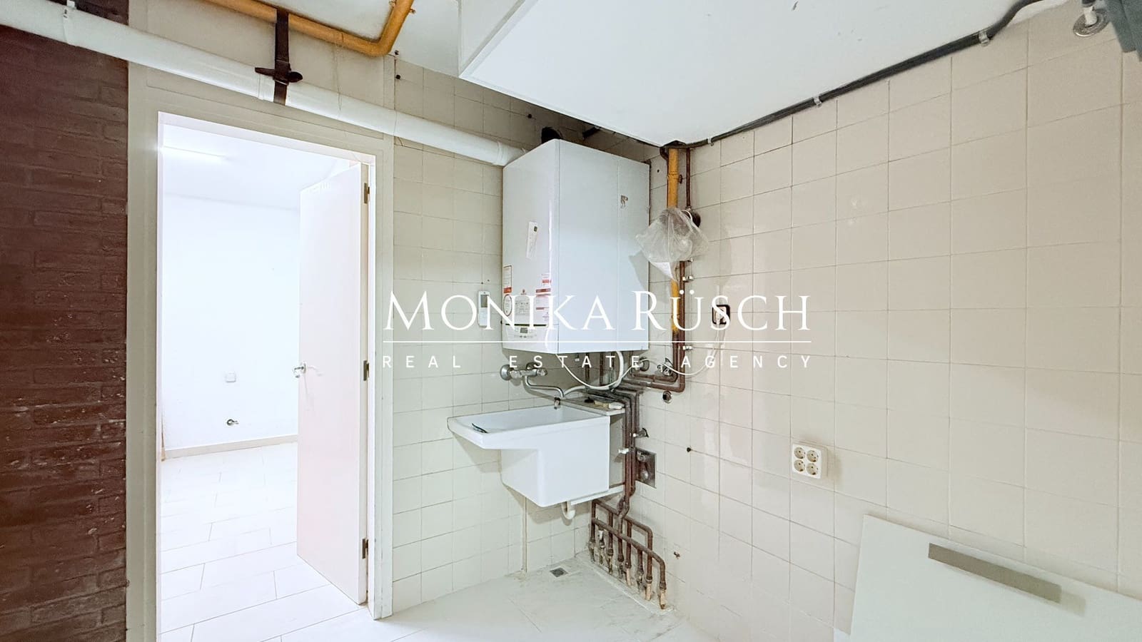 4 soverom Leilighet til salgs i Barcelona by med garasje - € 1 599 000 (Ref: 9355489)