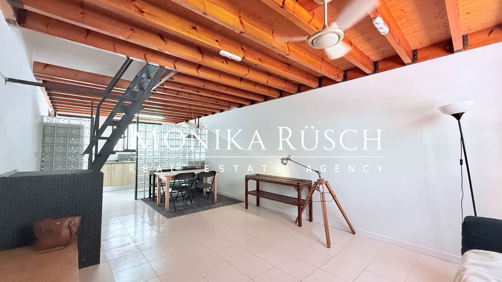 2 Zimmer Wohnung zu verkaufen in Barcelona Stadt mit Garage - 210.000 € (Ref: 9355490)