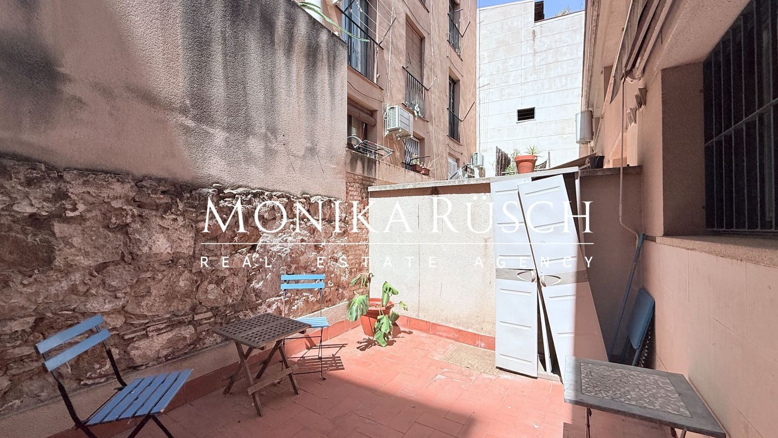 2 Zimmer Wohnung zu verkaufen in Barcelona Stadt mit Garage - 210.000 € (Ref: 9355490)