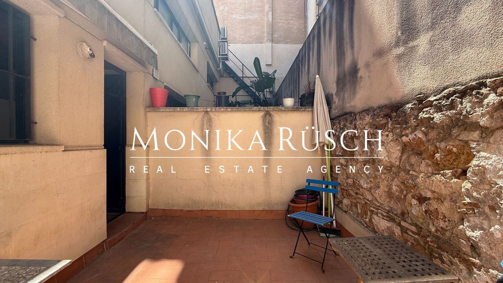 2 Zimmer Wohnung zu verkaufen in Barcelona Stadt mit Garage - 210.000 € (Ref: 9355490)