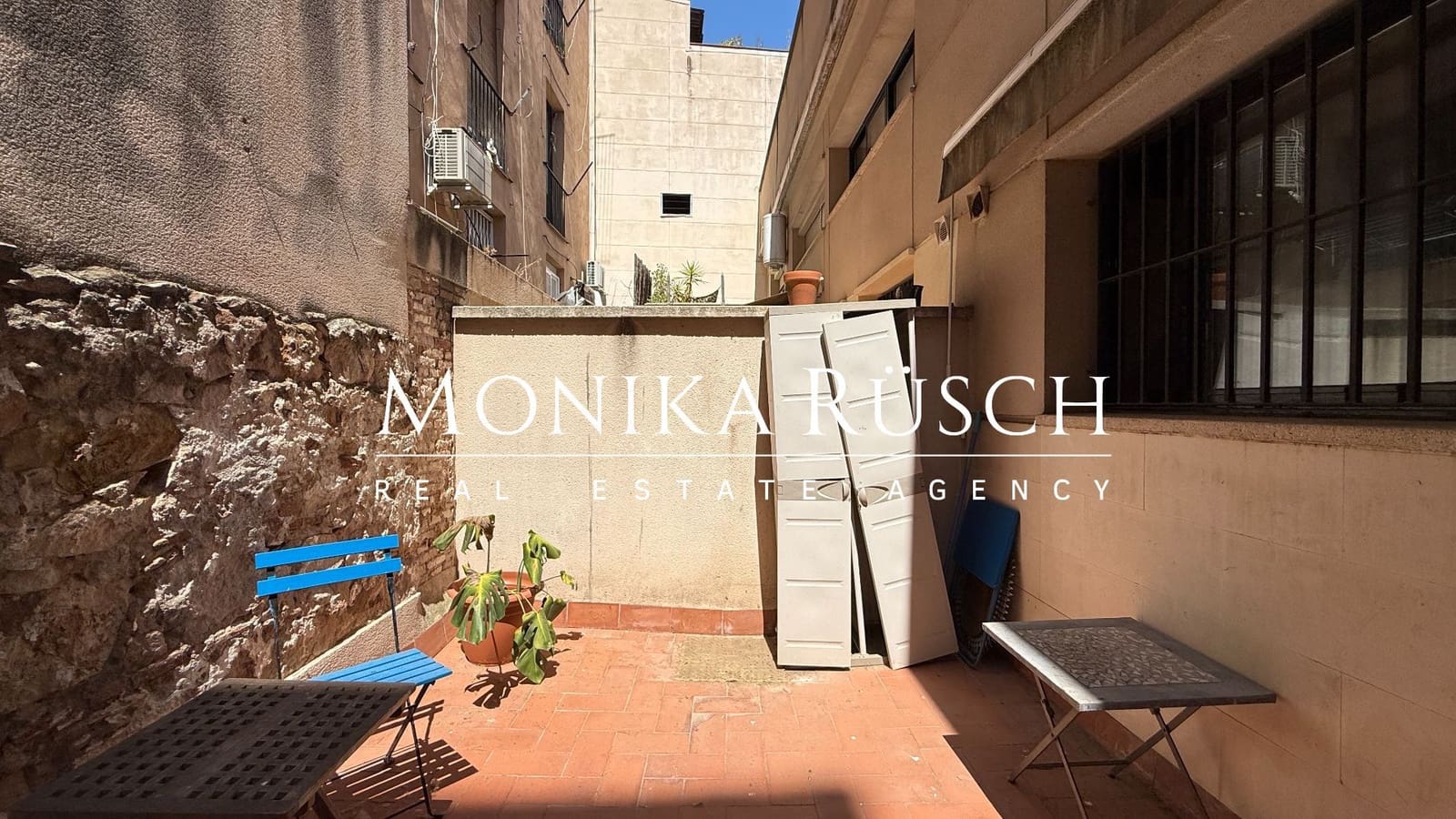 2 Zimmer Wohnung zu verkaufen in Barcelona Stadt mit Garage - 210.000 € (Ref: 9355490)