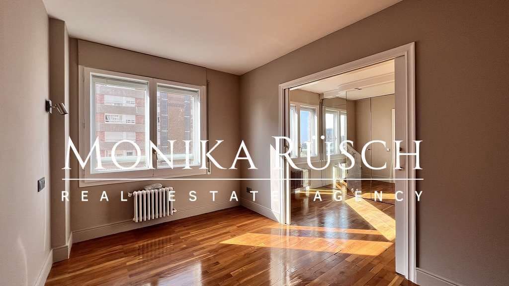 2 sovrum Lägenhet att hyra i Barcelona stad med garage - 2 504 € (Ref: 9358855)