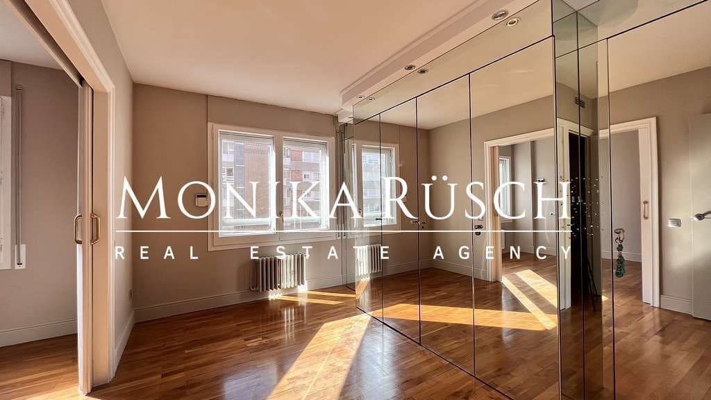 2 sovrum Lägenhet att hyra i Barcelona stad med garage - 2 504 € (Ref: 9358855)