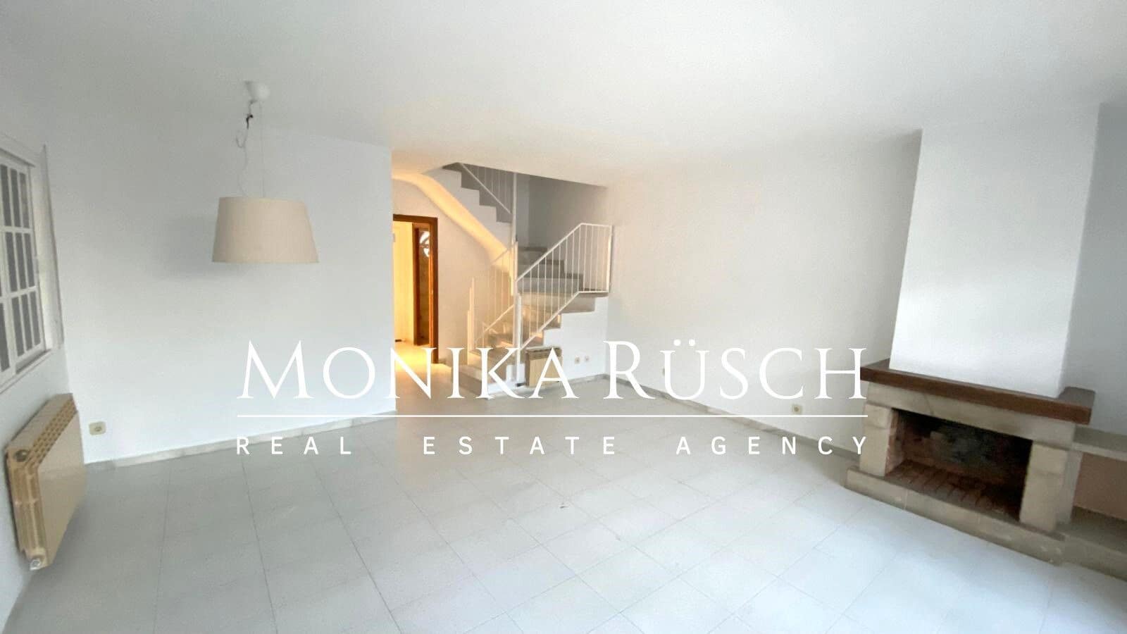 5 slaapkamer Halfvrijstaande villa te koop in Castelldefels met zwembad garage - € 980.000 (Ref: 9358856)