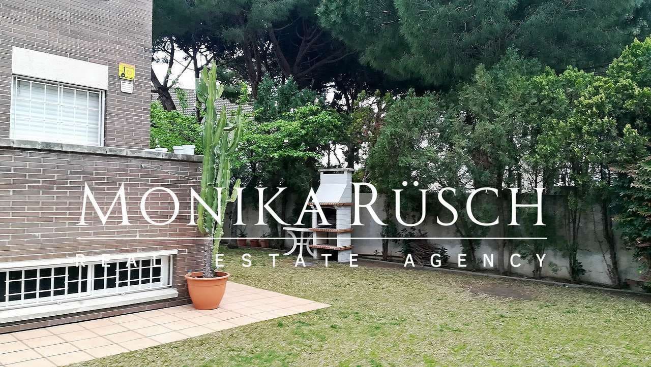 5 slaapkamer Halfvrijstaande villa te koop in Castelldefels met zwembad garage - € 980.000 (Ref: 9358856)