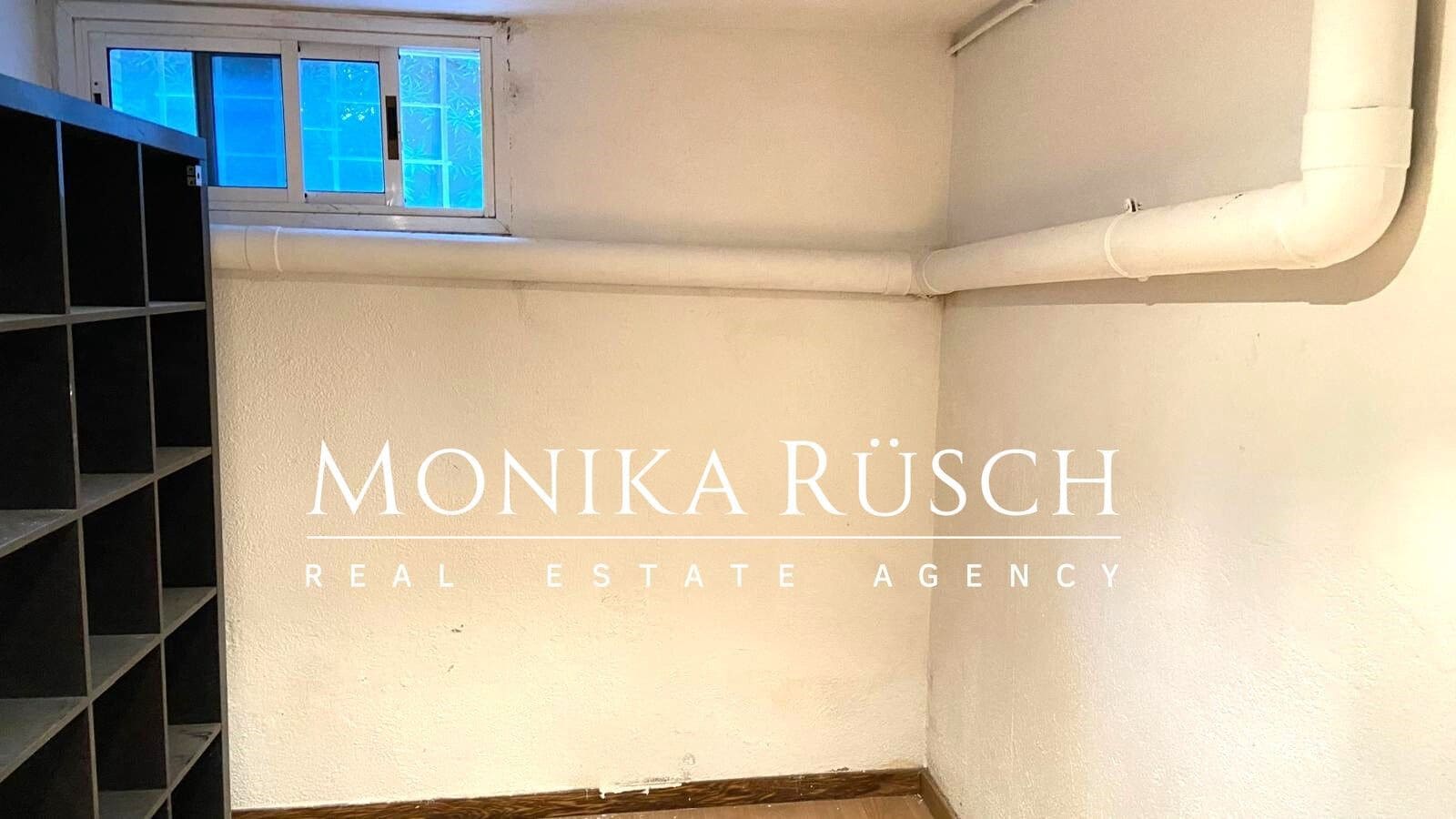 5 slaapkamer Halfvrijstaande villa te koop in Castelldefels met zwembad garage - € 980.000 (Ref: 9358856)