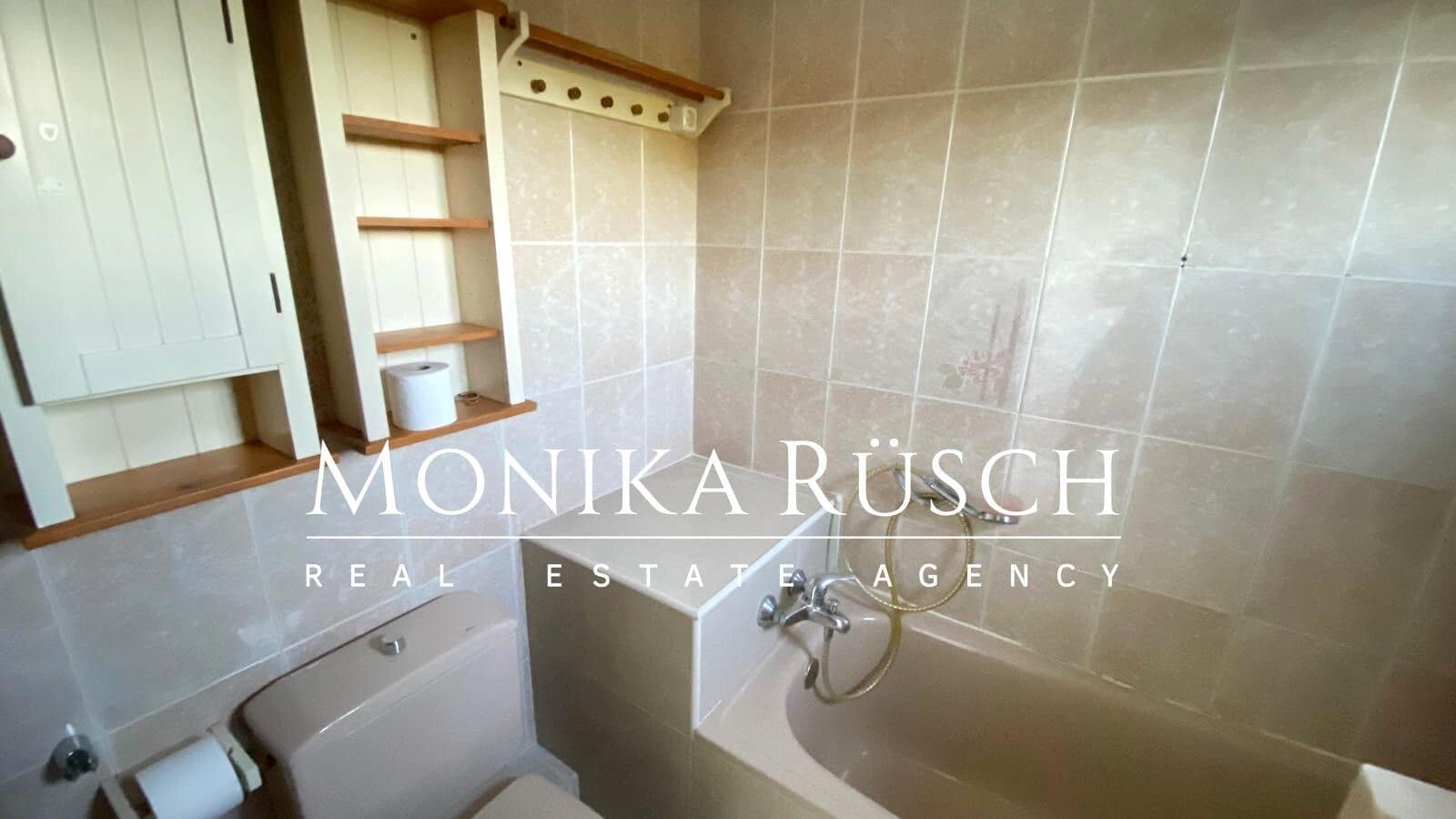 5 slaapkamer Halfvrijstaande villa te koop in Castelldefels met zwembad garage - € 980.000 (Ref: 9358856)