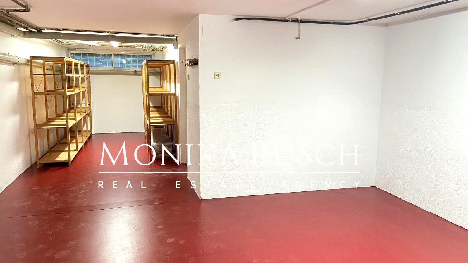 5 slaapkamer Halfvrijstaande villa te koop in Castelldefels met zwembad garage - € 980.000 (Ref: 9358856)