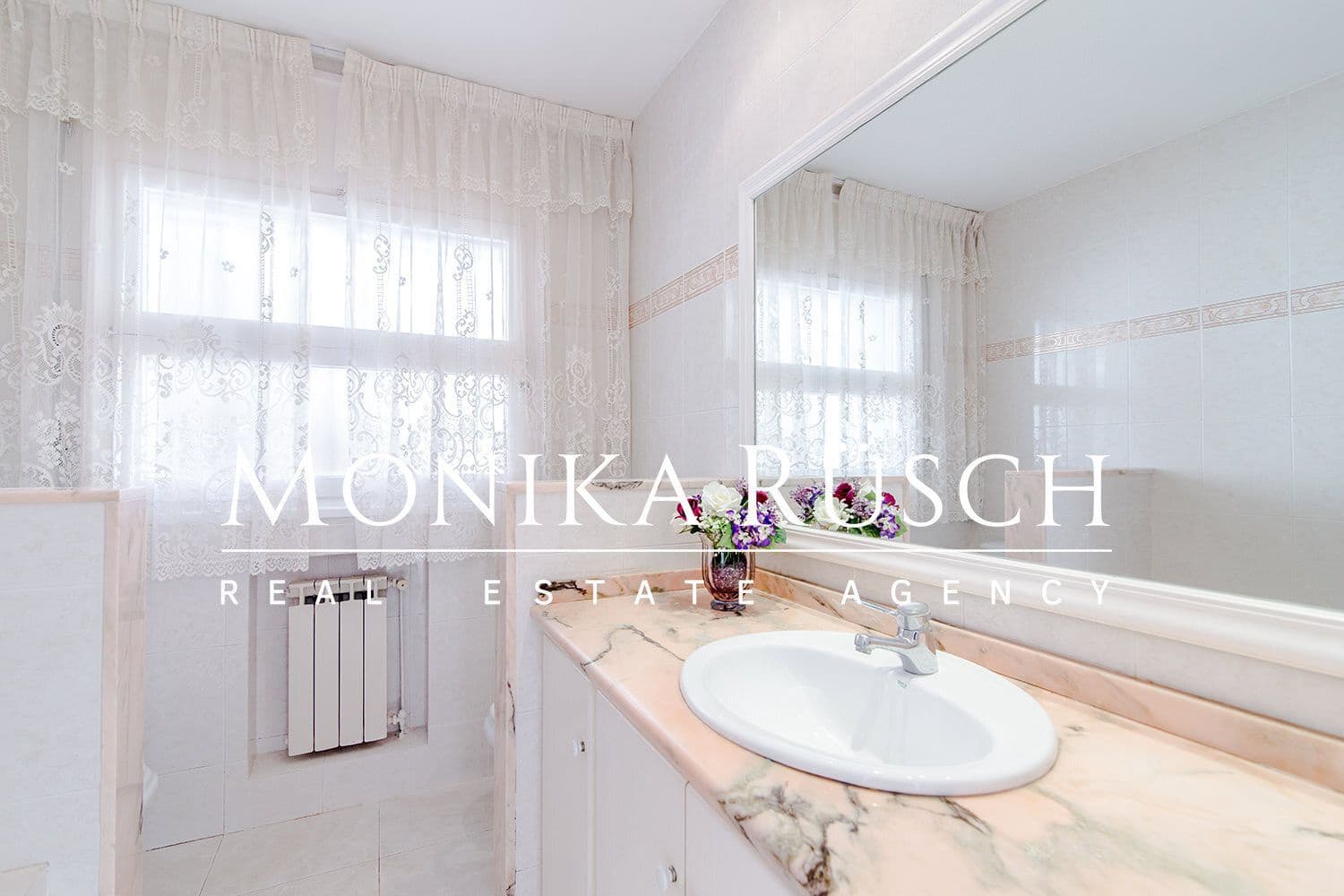 3 bedroom Flat for rent in Sitges with pool garage - € 2,200 (Ref: 9361897)