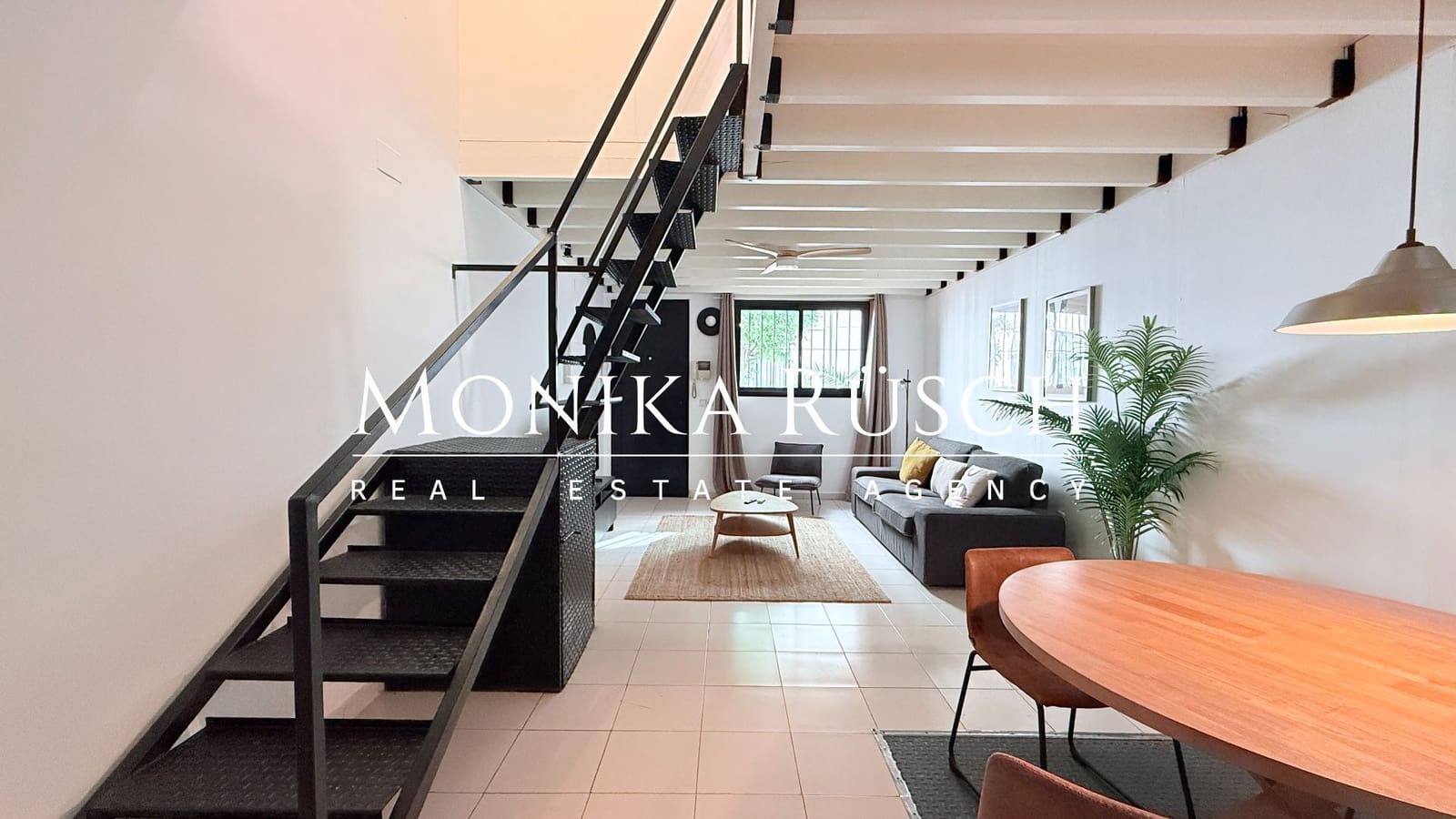 2 Zimmer Wohnung zu verkaufen in Barcelona Stadt mit Garage - 230.000 € (Ref: 9371722)