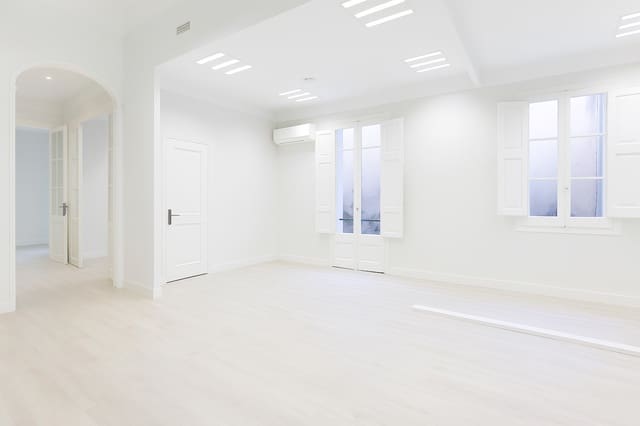 Oficina en Barcelona ciudad en alquiler - 4.900 € (Ref: 9378710)