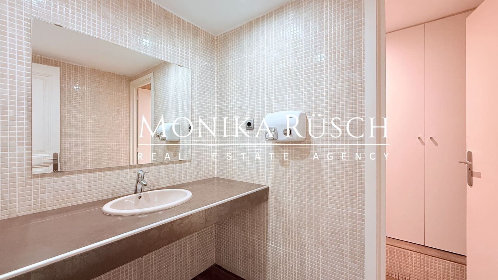 Oficina en Barcelona ciudad en alquiler - 4.900 € (Ref: 9378710)