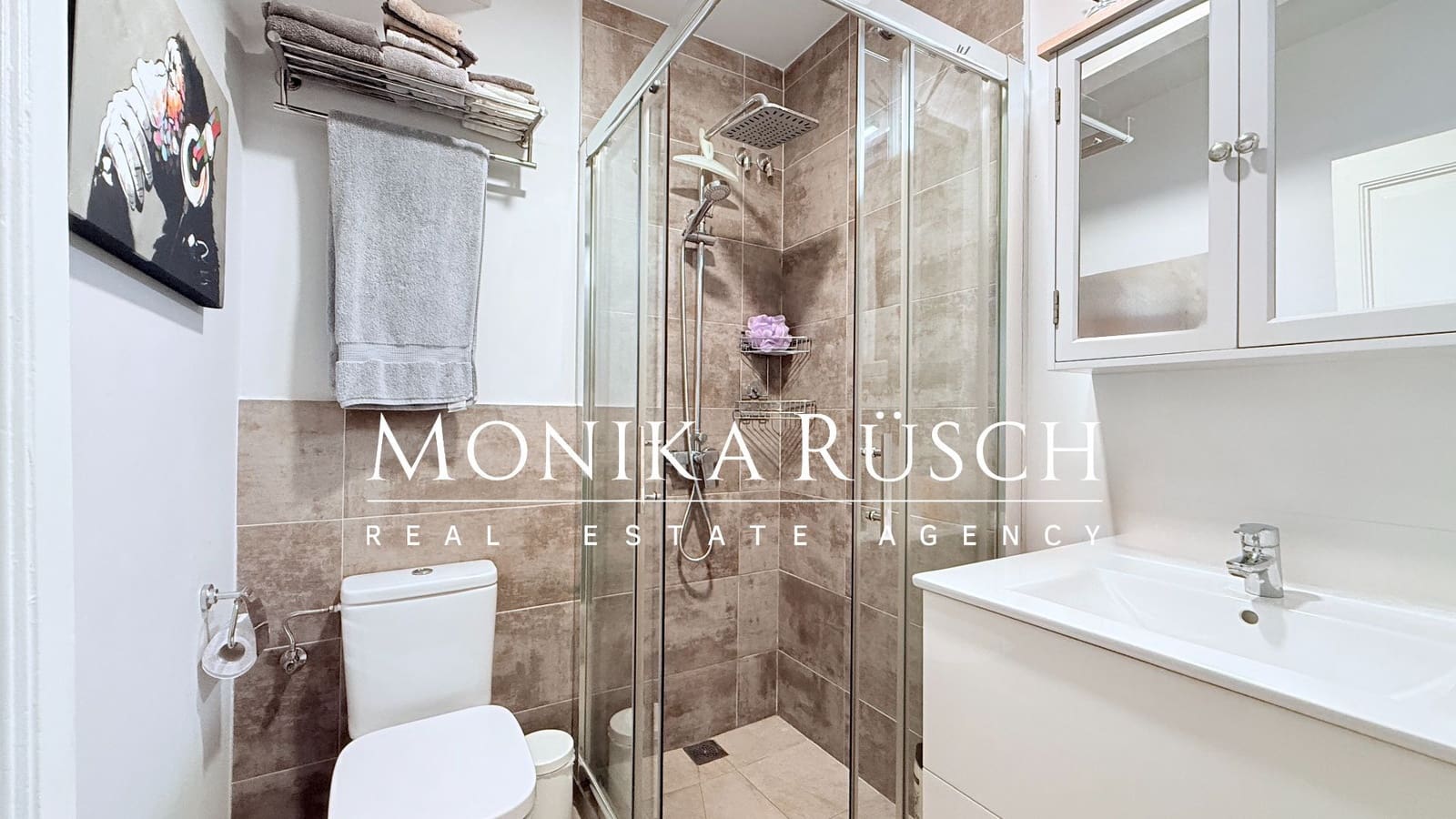 2 bedroom Flat for sale in Barcelona city - € 436,000 (Ref: 9382316)