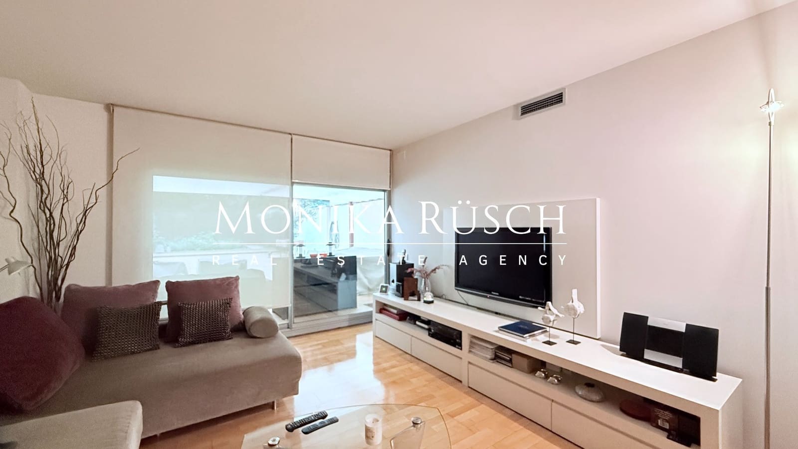 3 bedroom Flat for sale in Barcelona city with garage - € 1,075,000 (Ref: 9410523)