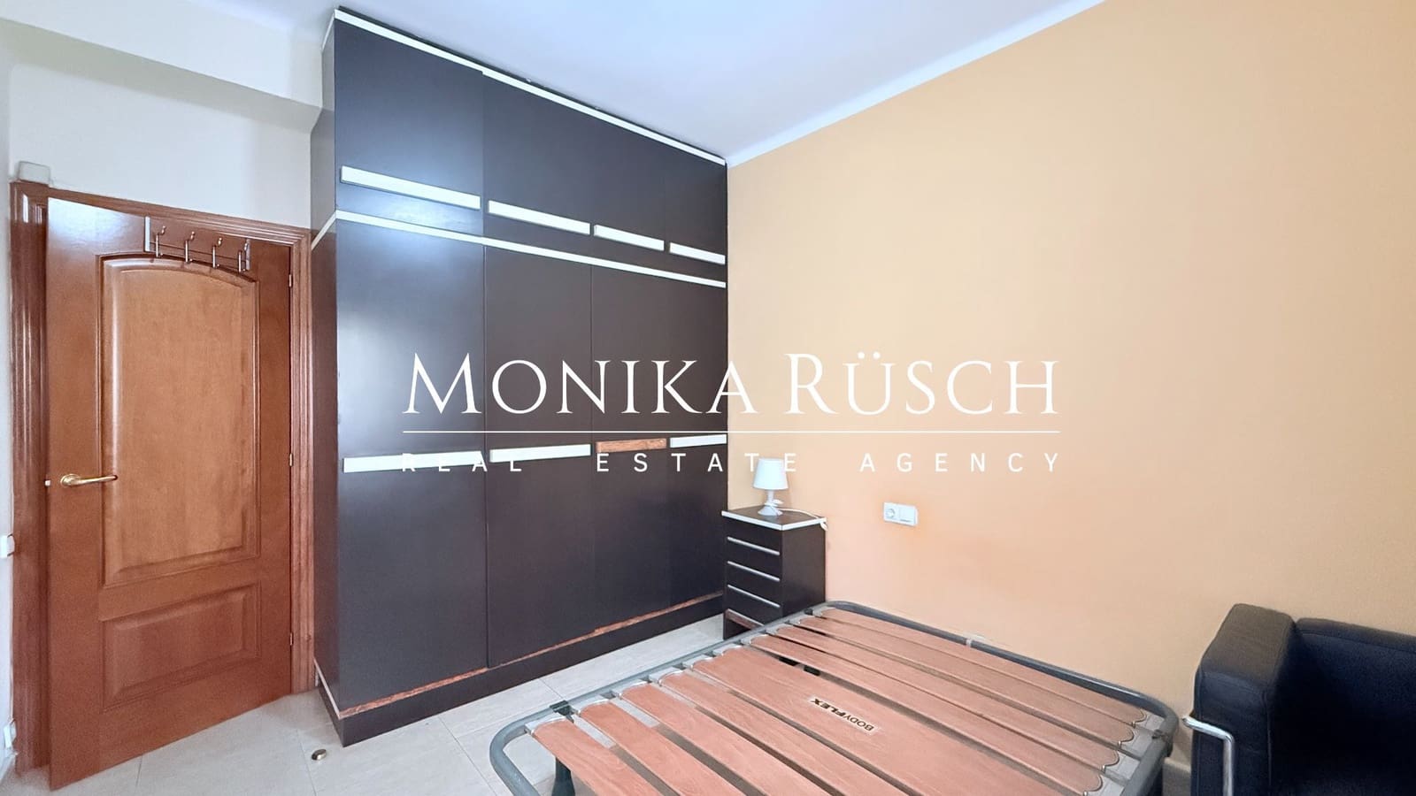 4 Zimmer Wohnung zu verkaufen in Barcelona Stadt - 370.000 € (Ref: 9439447)