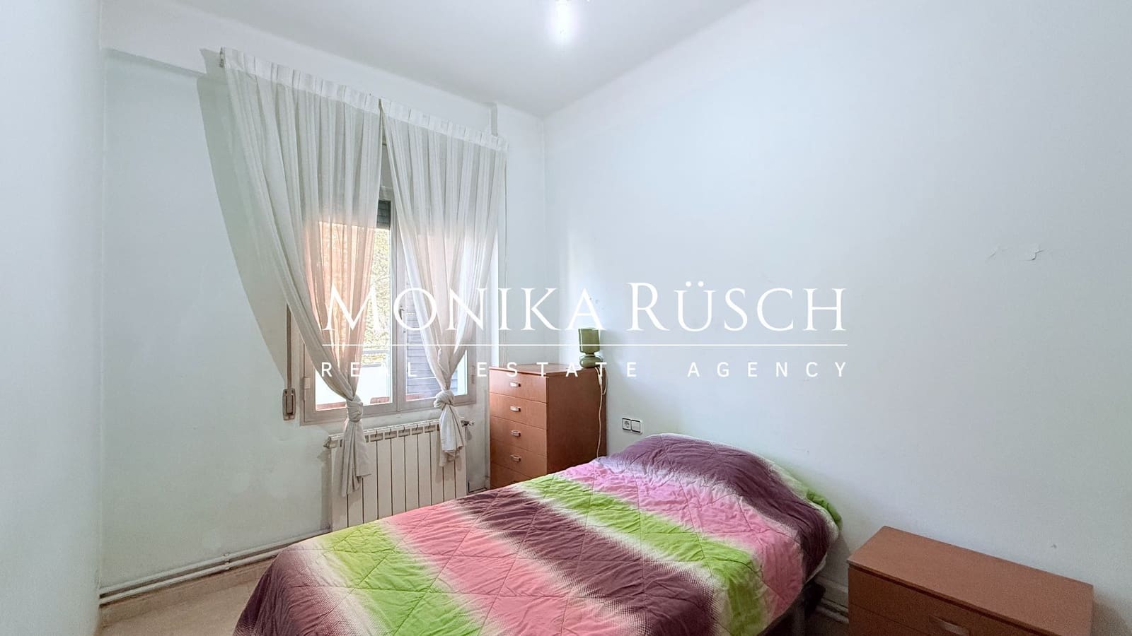 4 Zimmer Wohnung zu verkaufen in Barcelona Stadt - 370.000 € (Ref: 9439447)