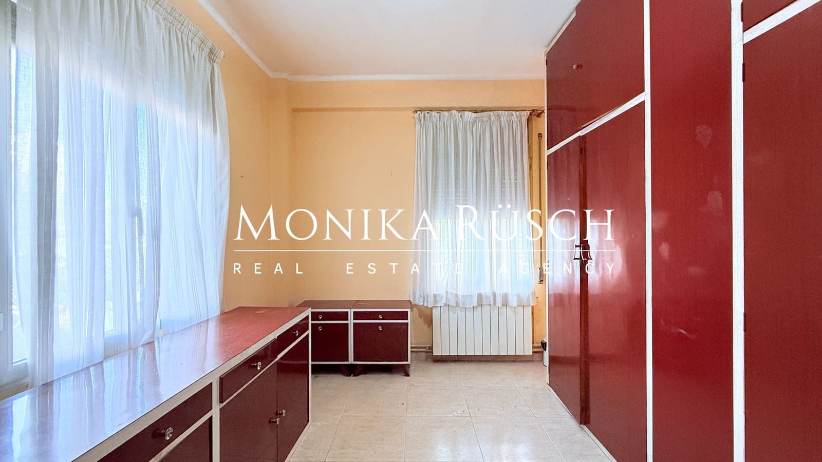 4 Zimmer Wohnung zu verkaufen in Barcelona Stadt - 370.000 € (Ref: 9439447)