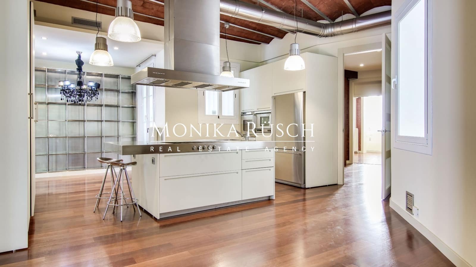 4 camera da letto Appartamento da affittare in Barcelona citta - 4.850 € (Rif: 9441243)