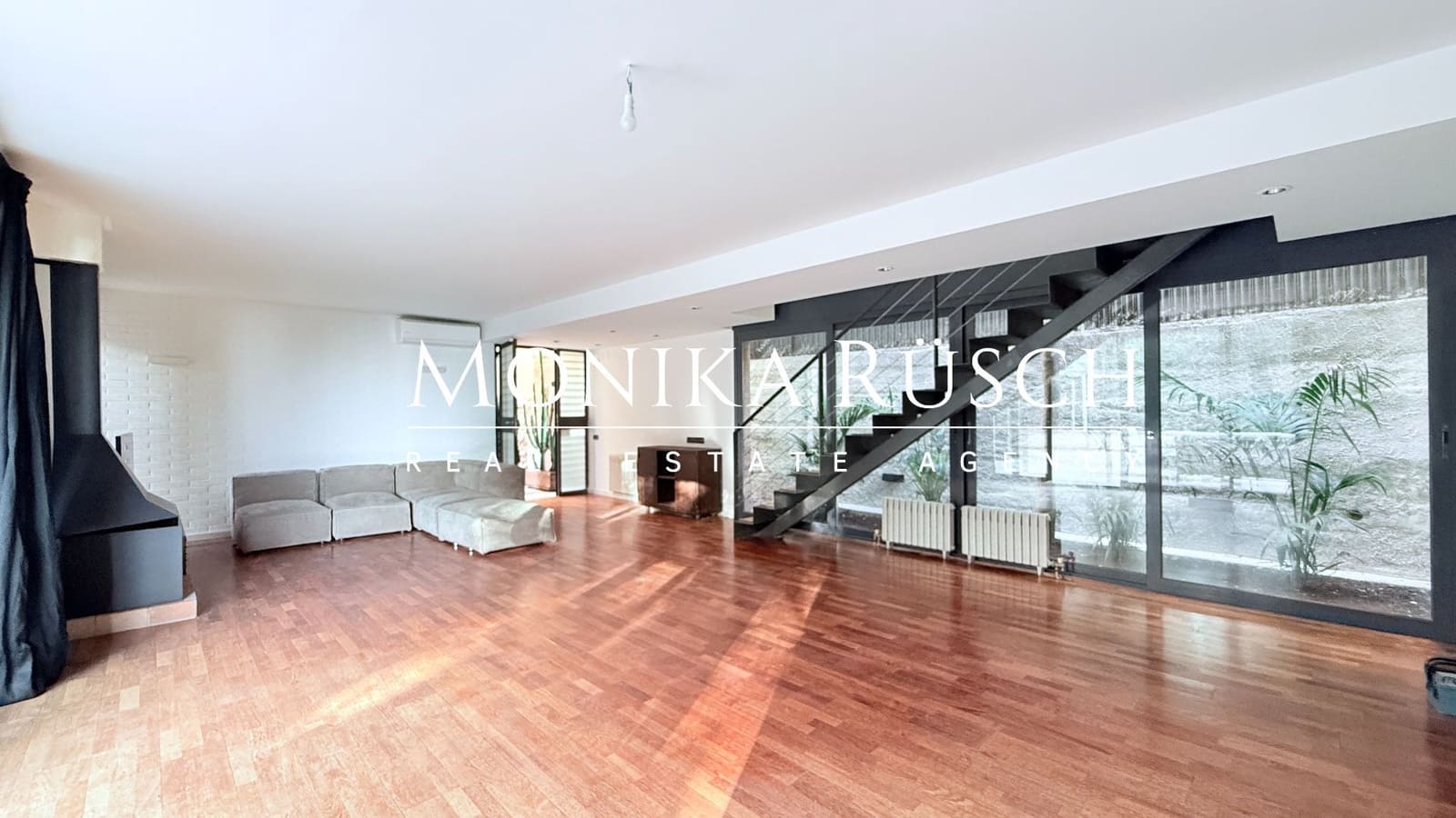 5 soveværelse Villa til leje i Barcelona by med garage - € 7.500 (Ref: 9448578)