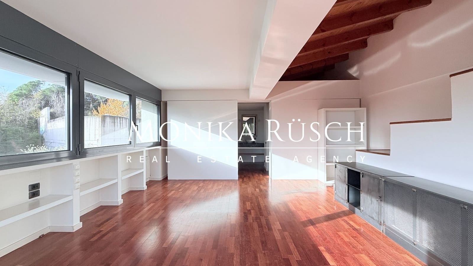 5 soveværelse Villa til leje i Barcelona by med garage - € 7.500 (Ref: 9448578)