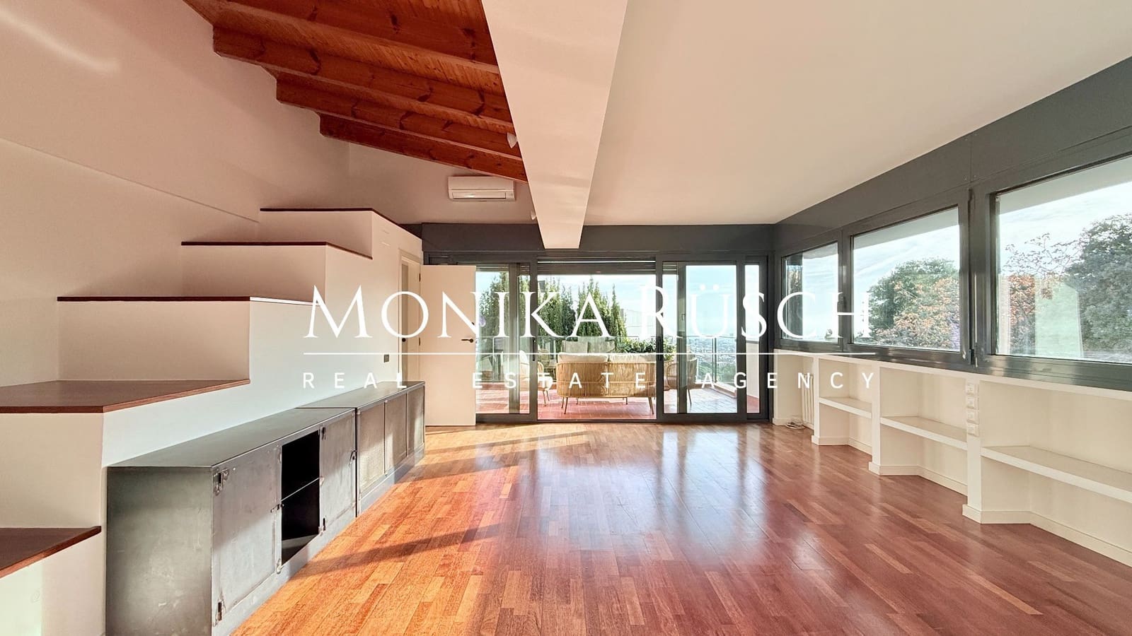 5 soveværelse Villa til leje i Barcelona by med garage - € 7.500 (Ref: 9448578)