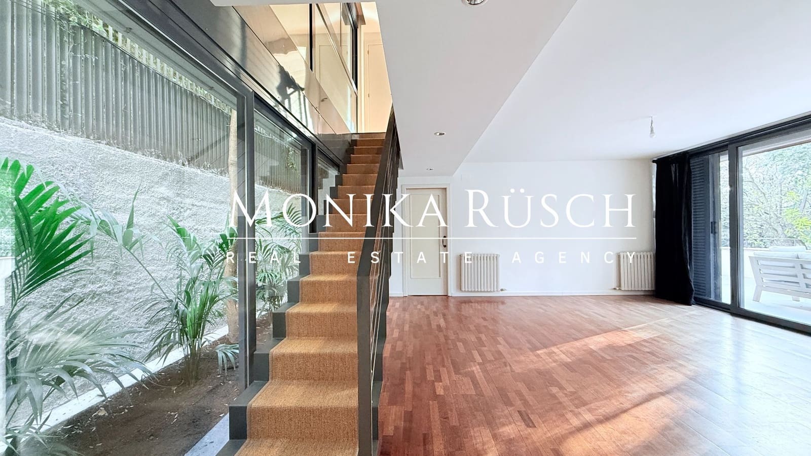 5 soveværelse Villa til leje i Barcelona by med garage - € 7.500 (Ref: 9448578)