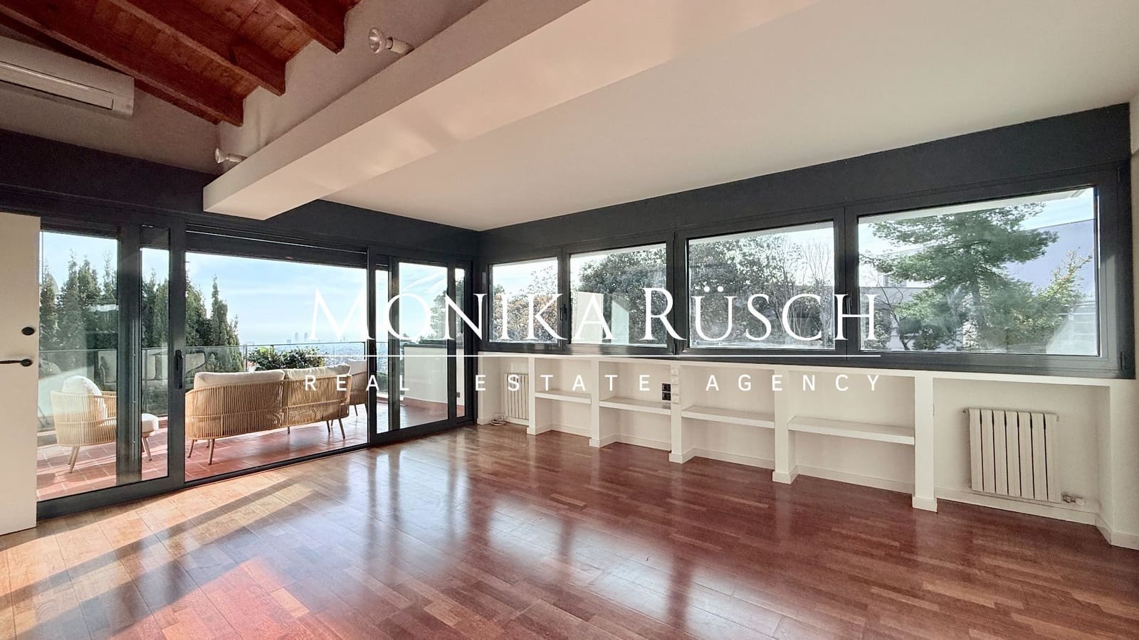 5 soveværelse Villa til leje i Barcelona by med garage - € 7.500 (Ref: 9448578)