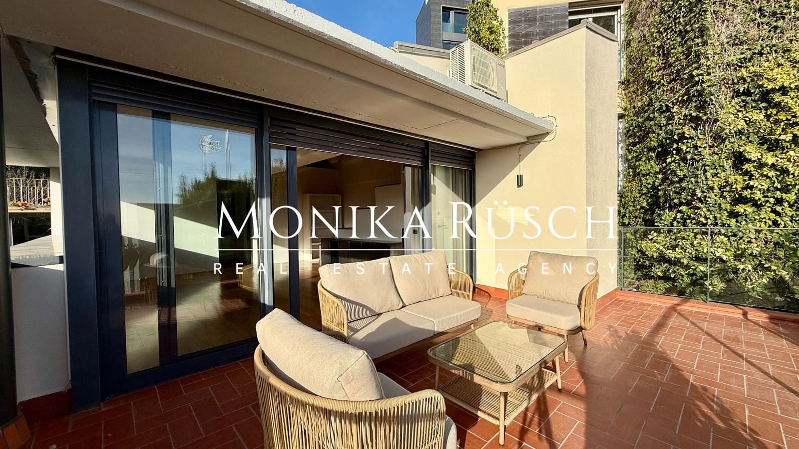 5 soveværelse Villa til leje i Barcelona by med garage - € 7.500 (Ref: 9448578)