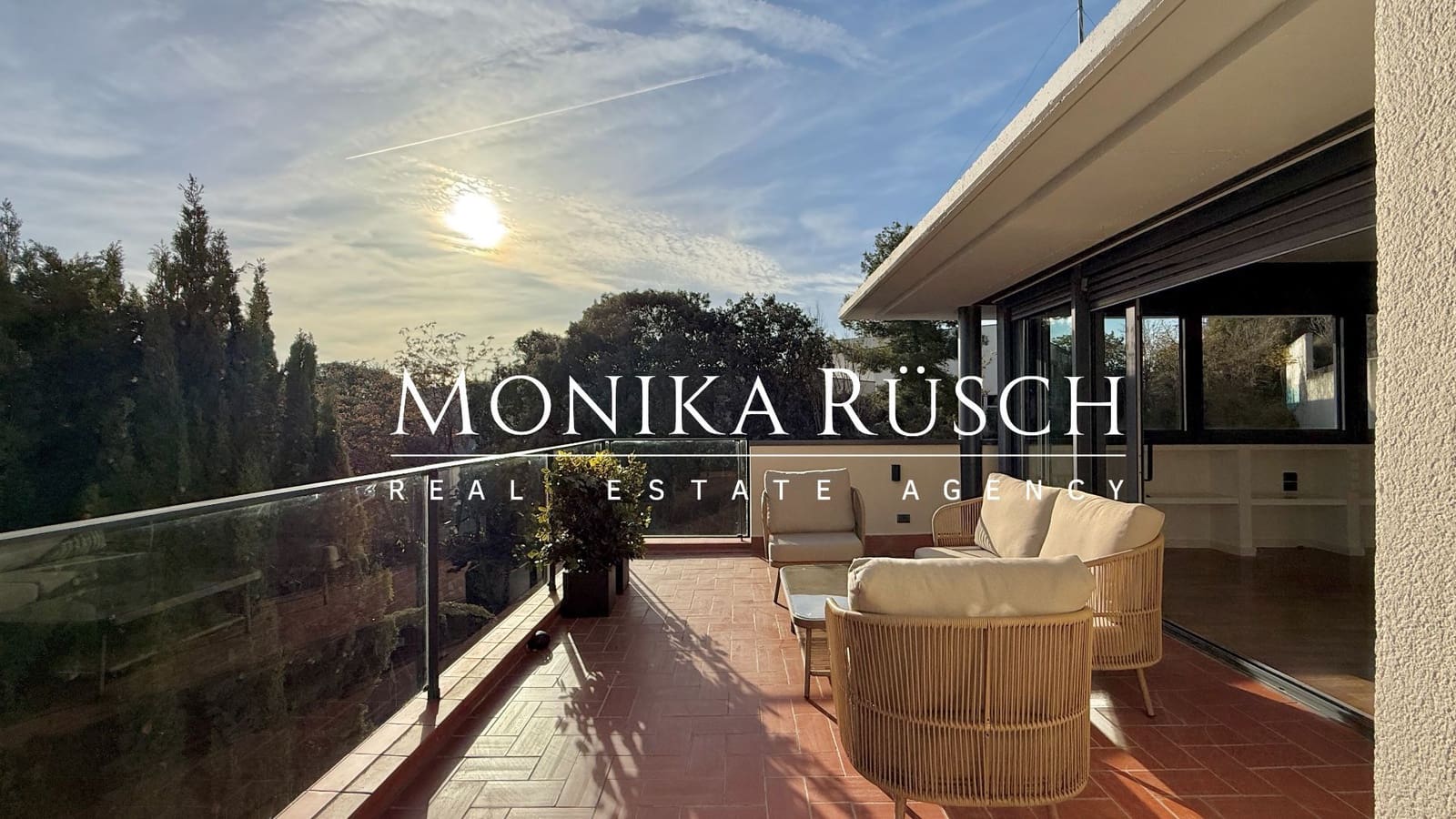 5 soveværelse Villa til leje i Barcelona by med garage - € 7.500 (Ref: 9448578)